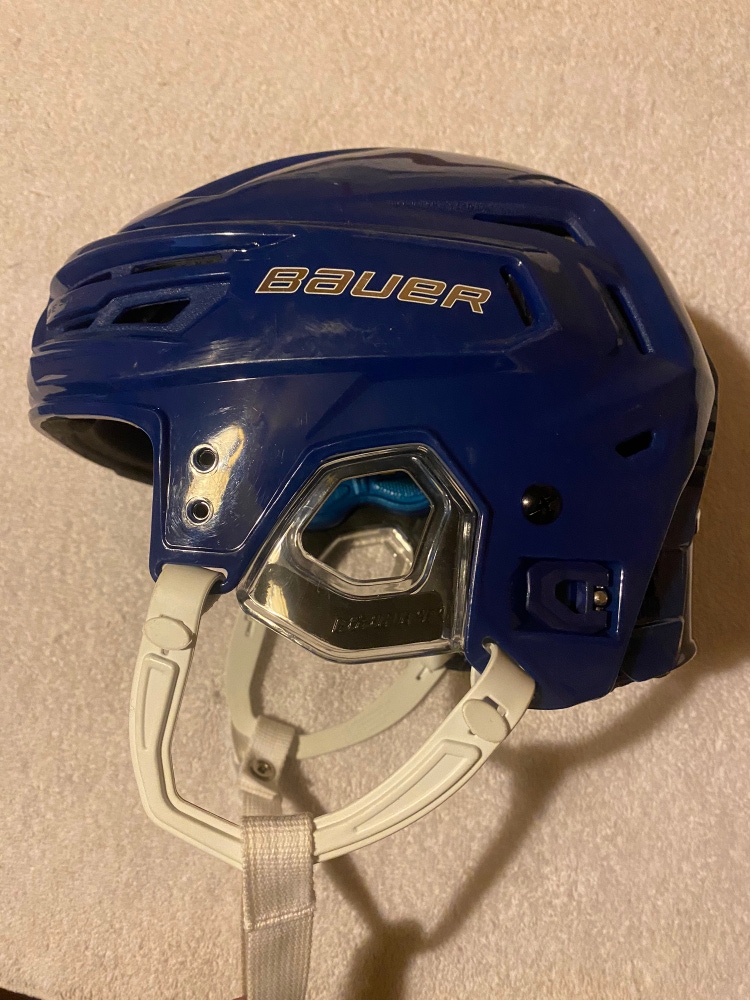 Bauer Re-Akt 150 Hockey Helmet Senior Small Royal