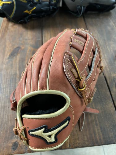 2023 Infield 11.75" Pro Select Baseball Glove