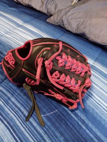 Used 2022 Right Hand Throw Infield Pro series Baseball Glove 11.5"