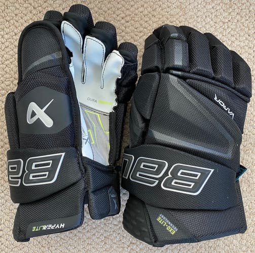 Bauer 14"  Vapor Hyperlite Gloves