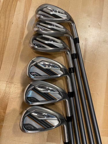 Men's Used Callaway Right Handed Mavrik Iron Set Regular Flex 6 Pieces Graphite Shaft