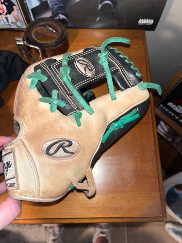 Infield 11.75" Heart of the Hide Baseball Glove