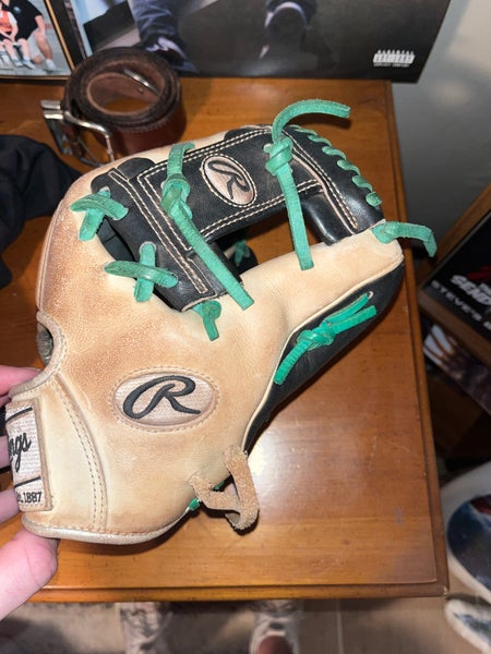 Infield 11.75" Heart of the Hide Baseball Glove