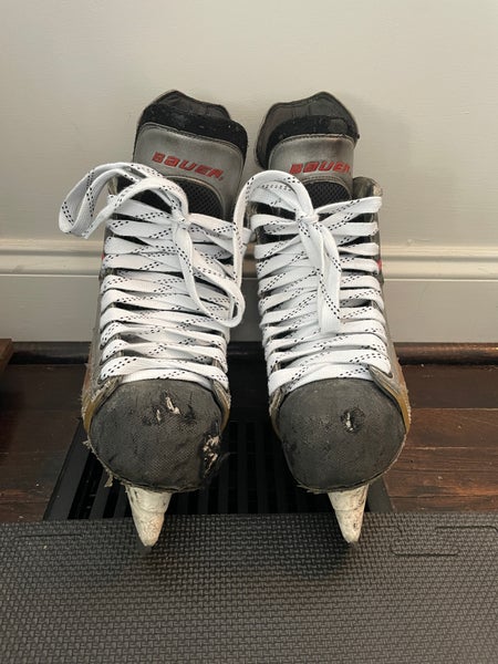 Senior Used Bauer Vapor XXX Hockey Skates Regular Width Size 8.5