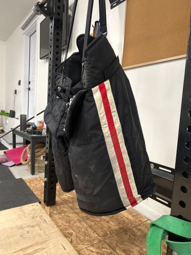 Used Large Vaughn Pro Stock Ventus SLR2 Hockey Goalie Pants