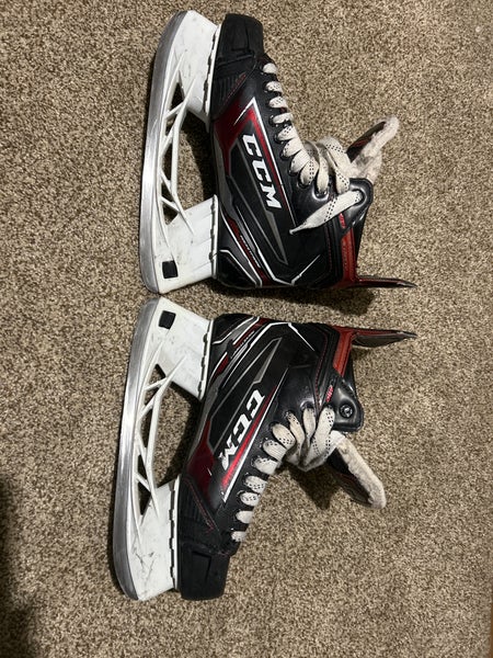 Used CCM JetSpeed FT480 Hockey Skates Regular Width 9