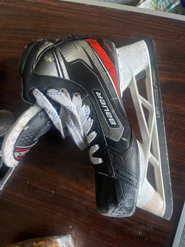 Used Bauer Regular Width Size 10.5 Vapor X2.9 Hockey Goalie Skates