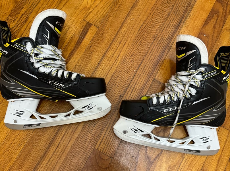 CCM Tacks 5092 Senior Hockey Skates (Size 8D) - LIKE NEW