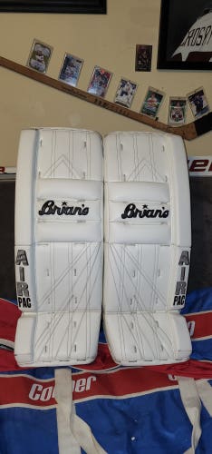 30+1 Brian's Alite Air Pac Goalie Leg Pads