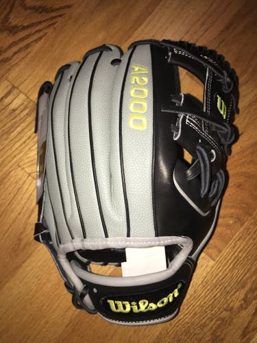 Wilson A2000 1786 SuperSkin 11.5"