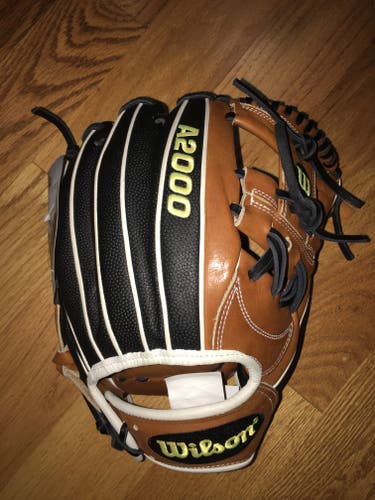 Wilson A2000 1787 SuperSkin 11.75"
