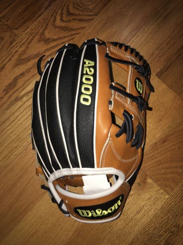 Wilson A2000 1787 SuperSkin 11.75"