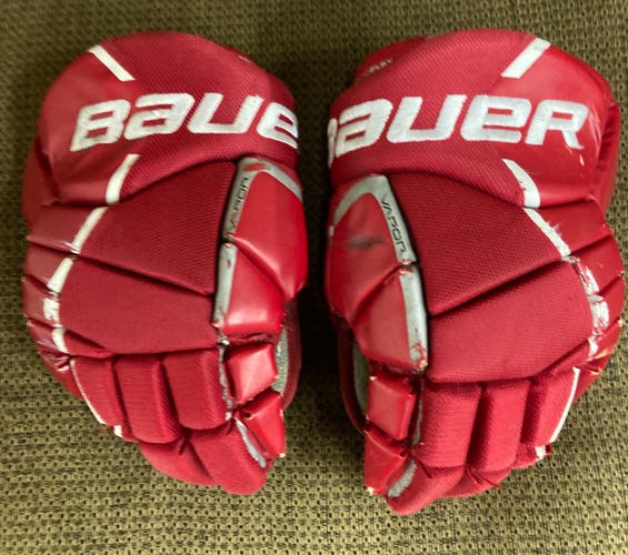 Bauer 13" Pro Stock Vapor X30 Gloves