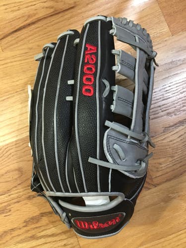 Wilson A2000 SP135 SuperSkin Softball Glove 13.5"