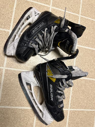 Youth Used Bauer Supreme 3S Pro Hockey Skates Regular Width