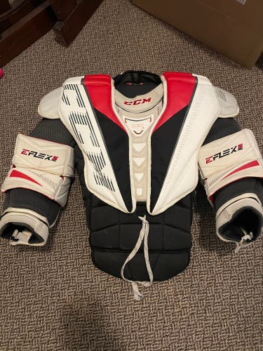 Ccm eflex 5 Sr chest protector