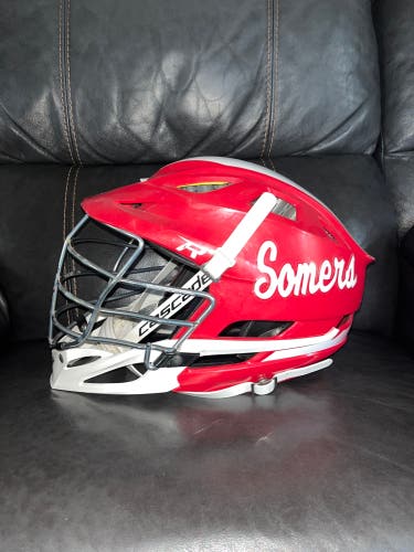 Player's Cascade R Helmet