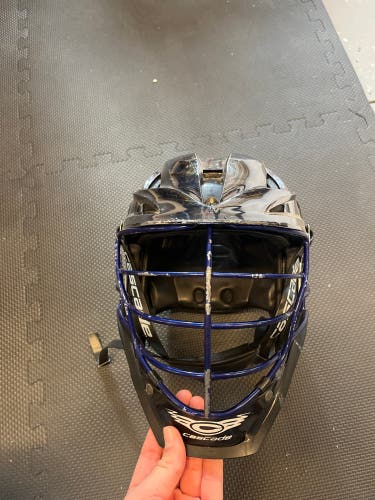 Player's Cascade S Helmet