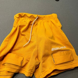 Youth Medium Bauer Hockey Pants