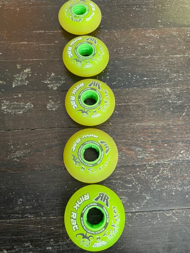 5 Rink Rat TRICKSTER xx Inline/ Roller Hockey Wheels size 72mm used in Great condition