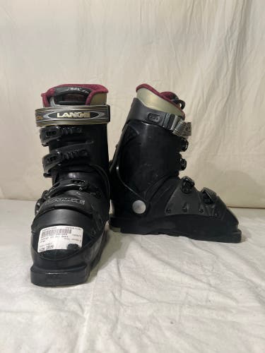 Used  Anthea 6 Ski Boots