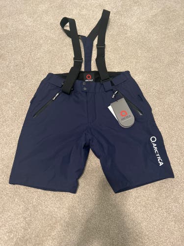Arctica training shorts