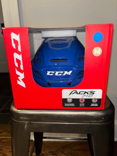 New Medium CCM Tacks 710 Helmet Pro Stock