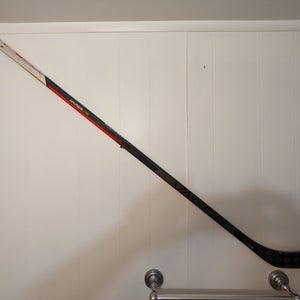Intermediate Used Right Handed Bauer Vapor Hyperlite Hockey Stick P92