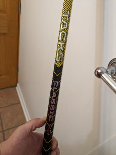 Senior CCM Tacks Classic SE Hockey Stick