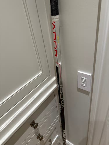 Bauer Vapor HyperLite P92 Right Handed Hockey Stick