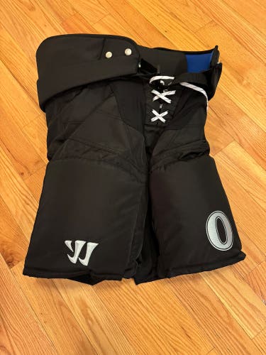 Senior XL Warrior Pro Stock Covert QRE Pro Hockey Pants