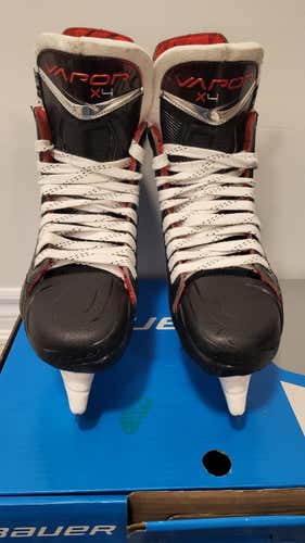 Senior Used Bauer Vapor X4 Hockey Skates 9.5