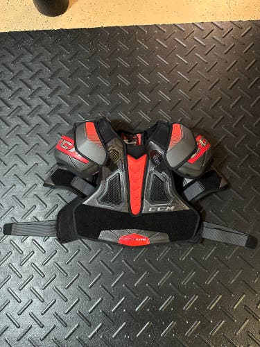 Used XL CCM  QuickLite Shoulder Pads