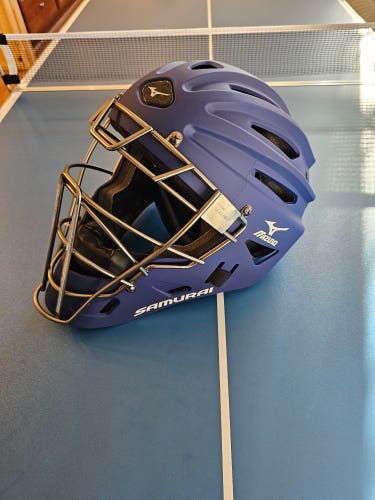 New Mizuno G4 Samurai Catcher's Mask/Helmet