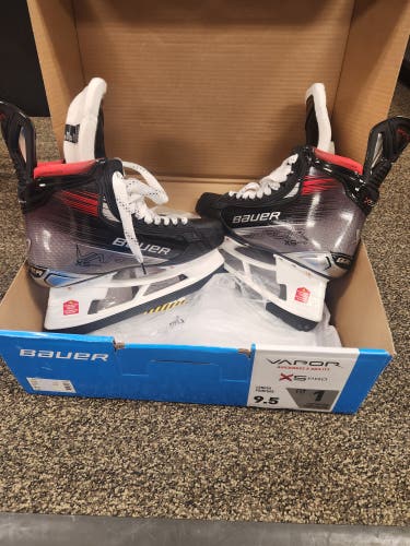 New Bauer Vapor X5 Pro Skates Size 9.5 Fit 1