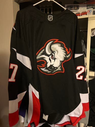 Reverse Retro Devon Levi Buffalo Sabers Jersey