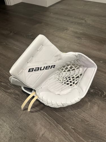 Supreme Mach Goalie Glove Game Ready