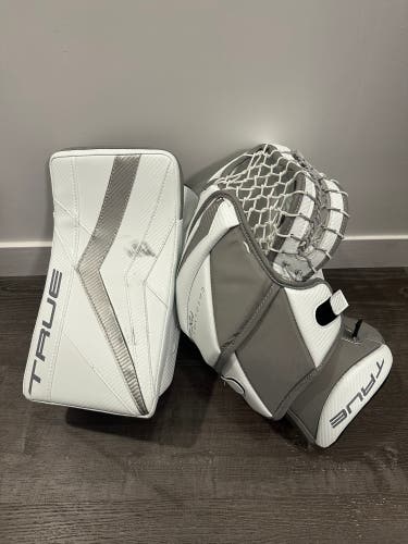 True Catalyst PX3 Glove & Blocker CUSTOM