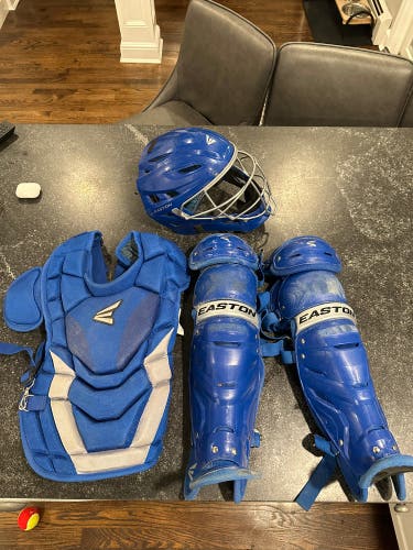 Used Easton Gametime Catcher's Set