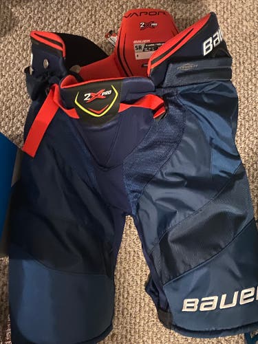 Senior XL Bauer VAPOR 2X Hockey Pants