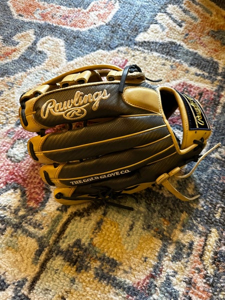 Used 2019 Right Hand Throw Rawlings Outfield Heart of the Hide Baseball Glove 12.75"