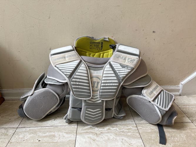 Used Small / Medium Warrior Ritual GT2 Goalie Chest Protector