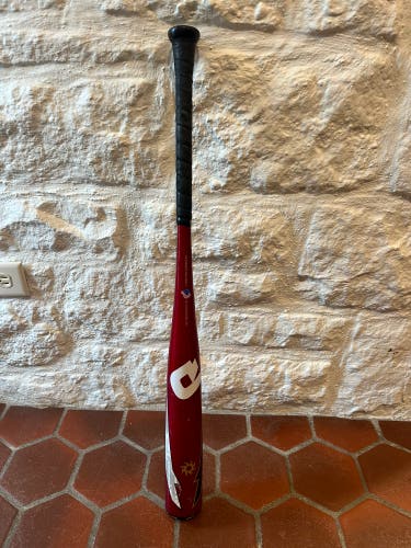 Demarini Voodoo One 2022 Alloy (-3) 28 oz 31" Bat