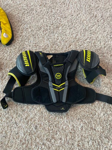 Used Medium/Large Warrior Alpha DX Pro Shoulder Pads