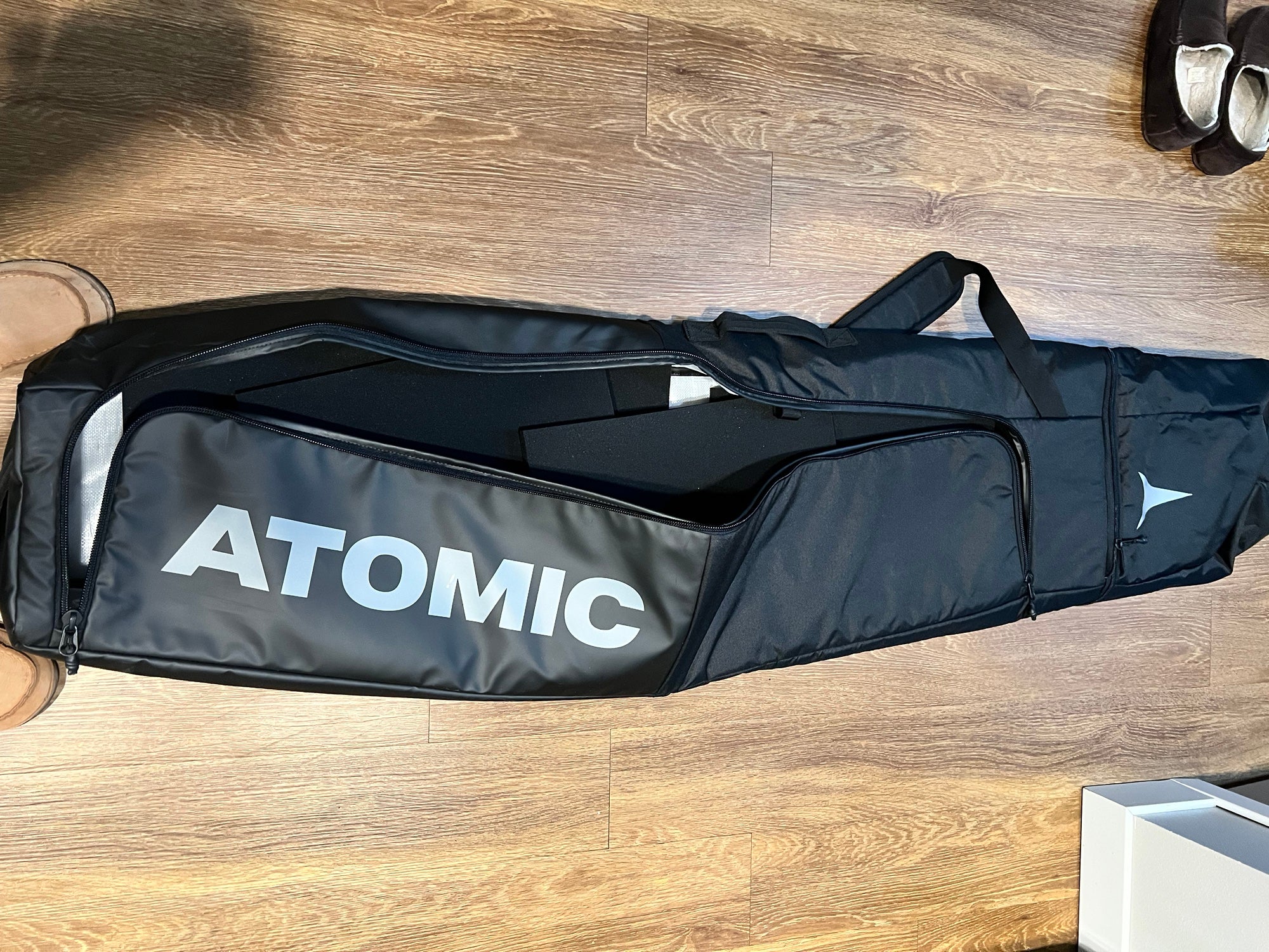 Atomic Double ski bag 190” | SidelineSwap | Buy and Sell on