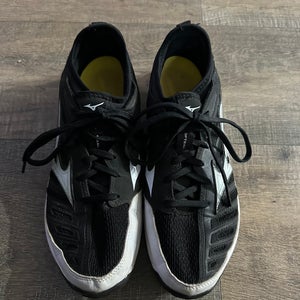 Used Mizuno Softball Turf Shoes Womens Sz 9