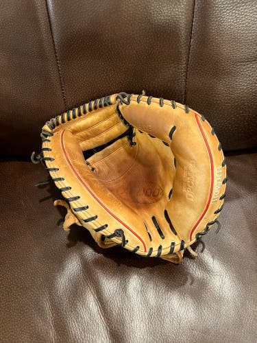 Wilson A2000 DPCM - 33” - Catchers Mitt