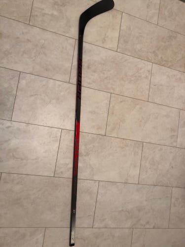 Senior Right Handed P92 Vapor X3.7 Hockey Stick
