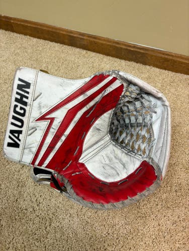 Vaughn Velocity V9 Glove