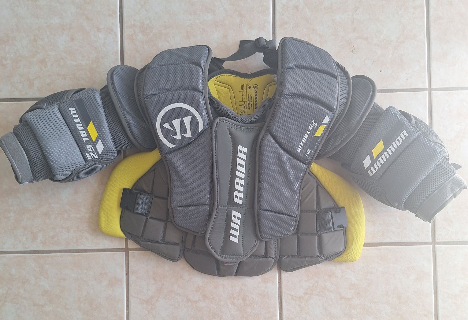 New Large Warrior Ritual G2 Goalie Chest Protector